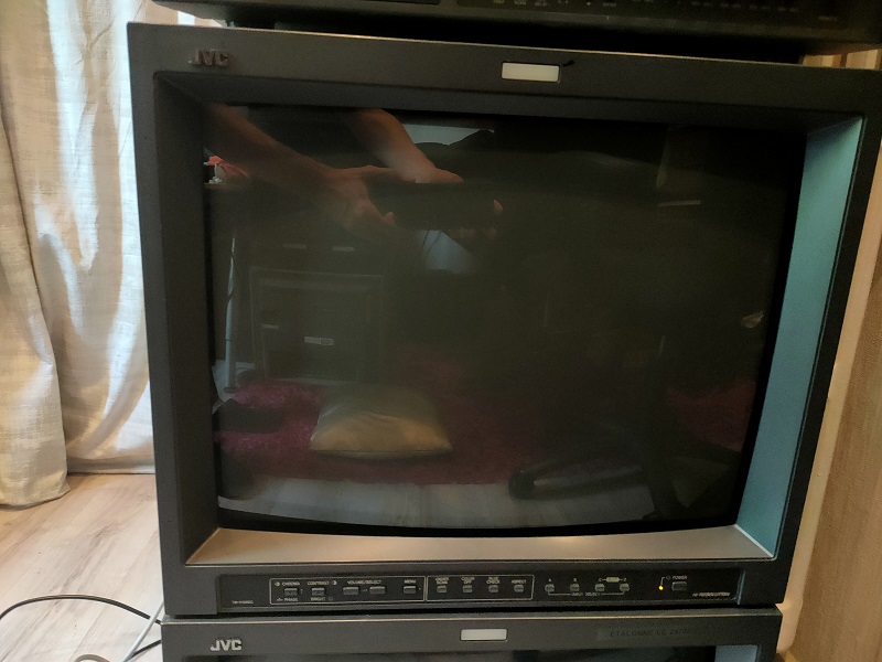 01 JVC TM H1950CG light.jpg